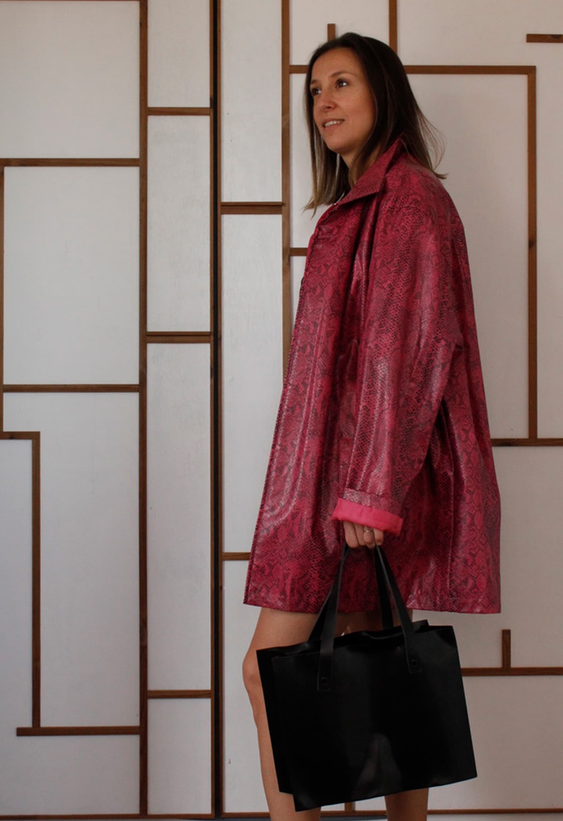 Es un bolso pero hecho a mano en metal para decorar tu casa - Ana Djorjevic