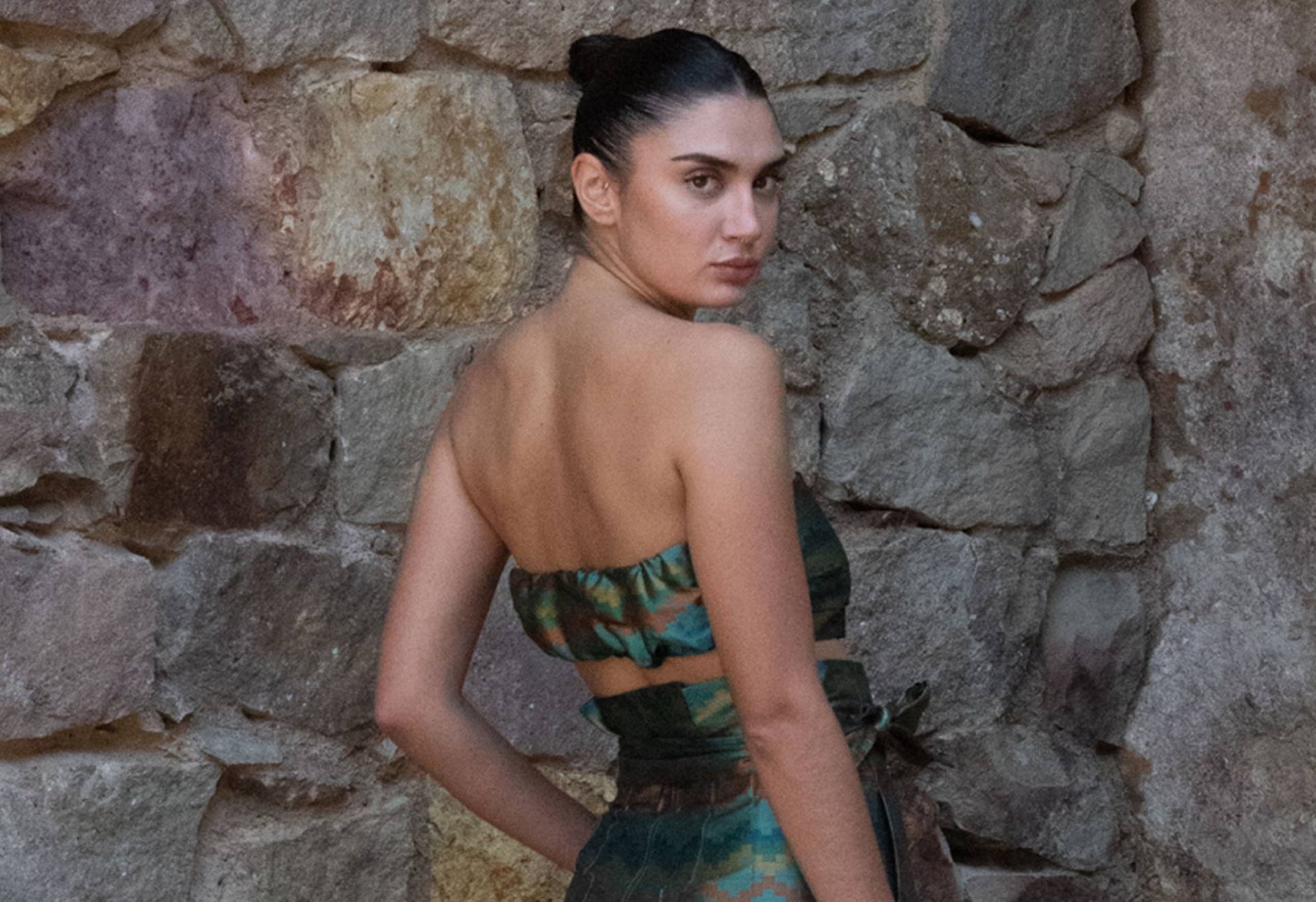 Espalda del top de IO DREAMS